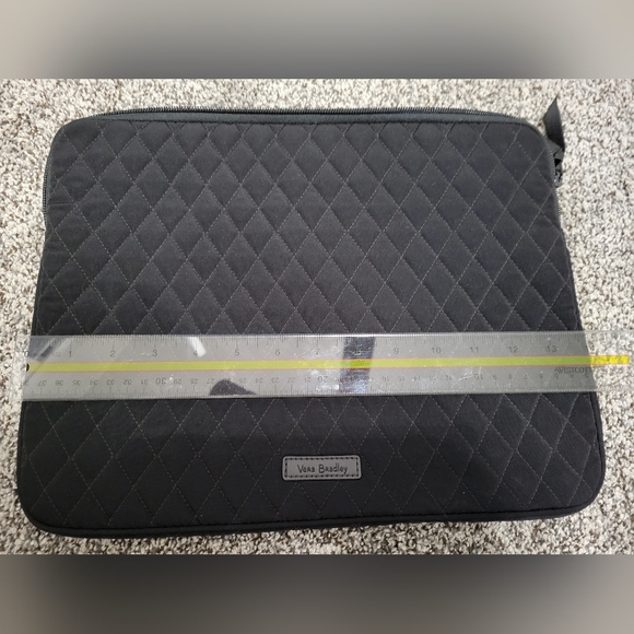 Black Quilted Laptop Sleeve - Picture 2 of 8